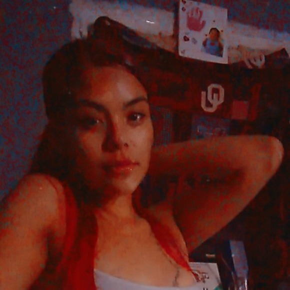 Meet your Posher, Ana - Picture 2 of 4